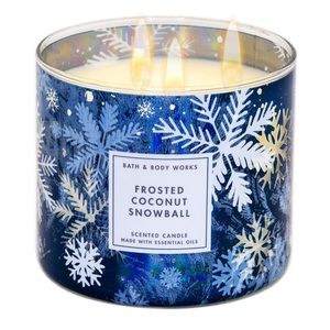 🎅 BBW Frosted Coconut Snowball 3-Wick Candle NEW